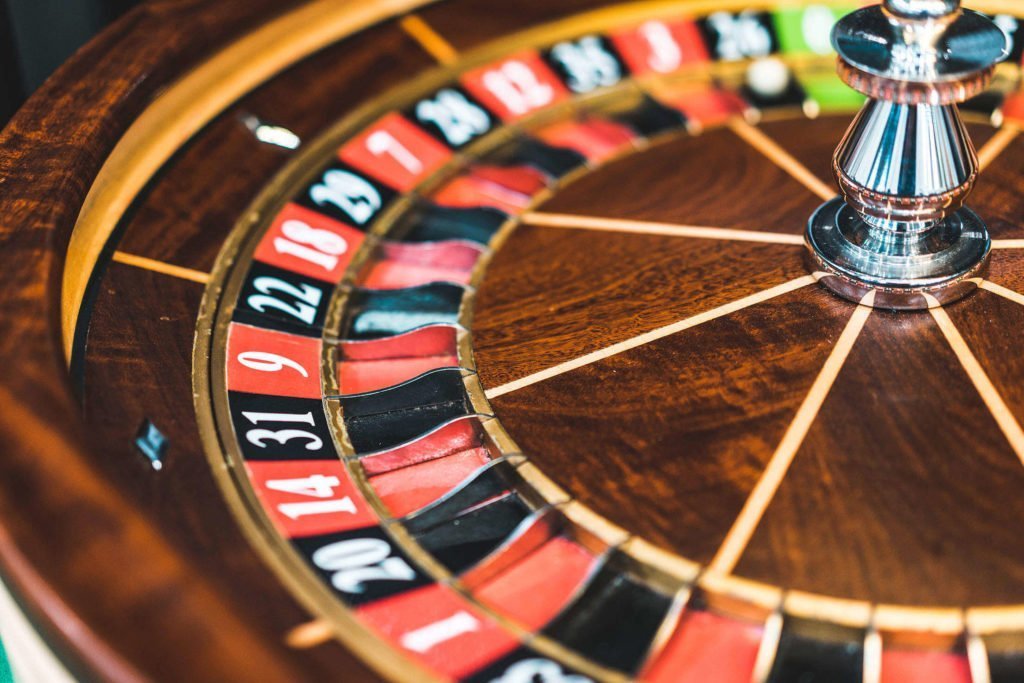 Slot Oyunlarında Şans ve Strateji Dengesi